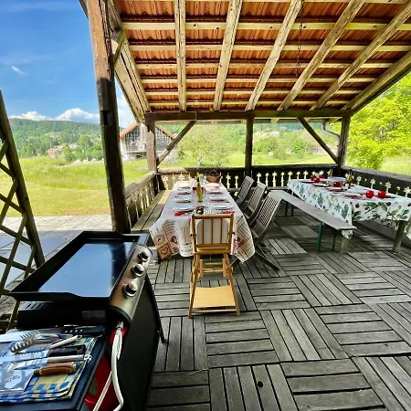Holiday home Chalet Chez Odile Avec Sauna *