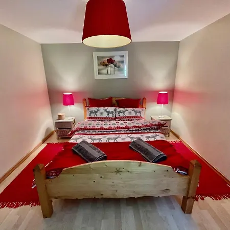 Holiday home Chalet Chez Odile Avec Sauna *