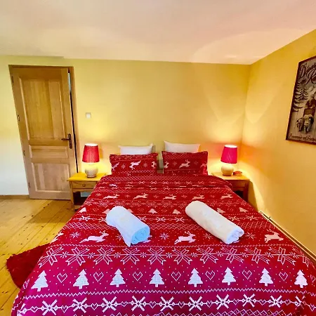 Holiday home Chalet Chez Odile Avec Sauna